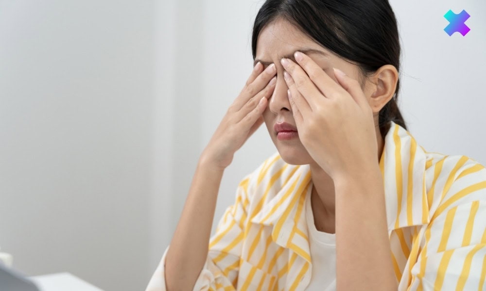 uczucie ciała obcego w oku